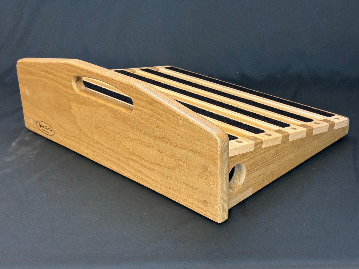 Gig Board-16x13-Oak-Ash